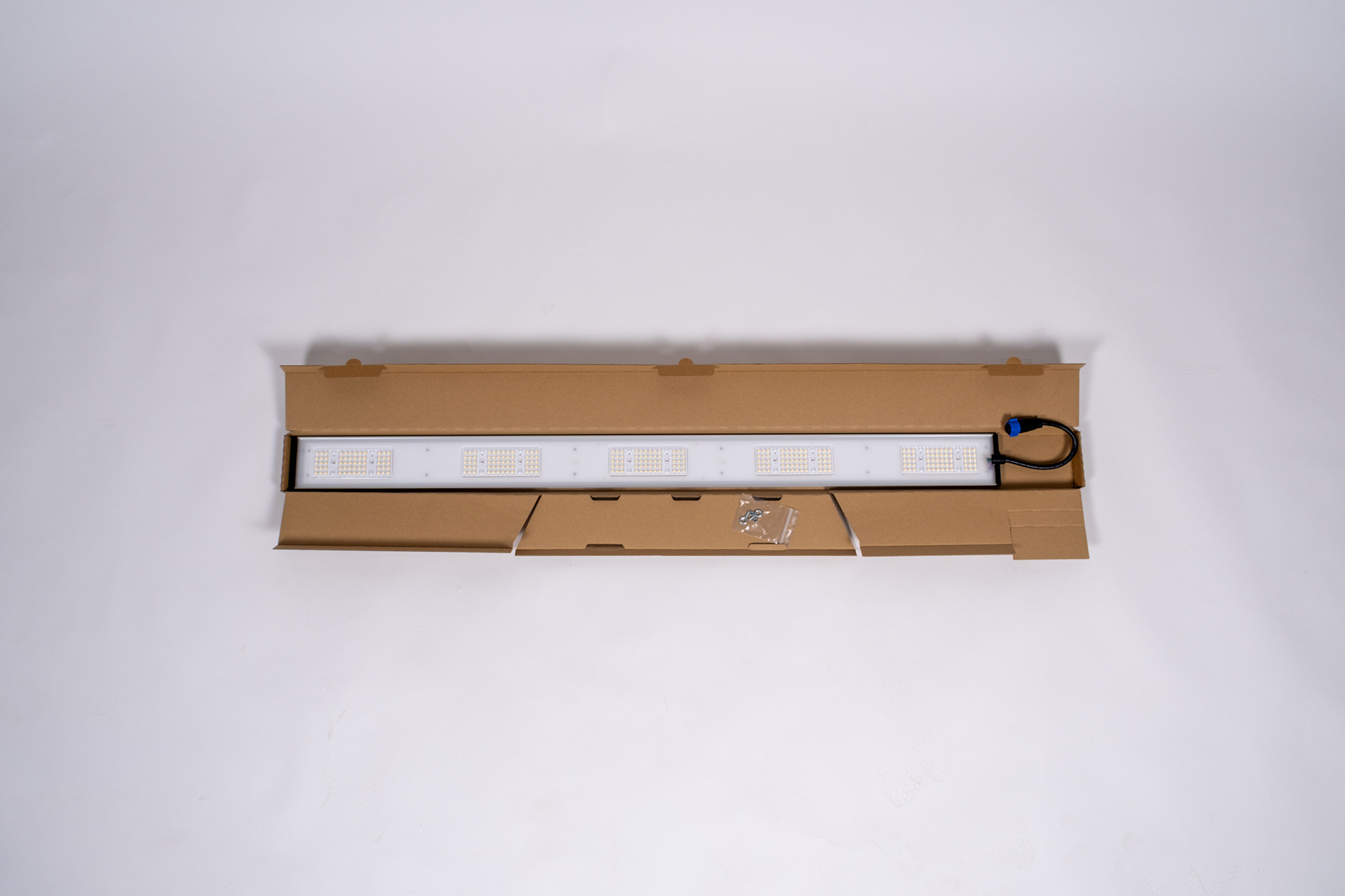 SANlight STIXX 5-120 packaging (3)