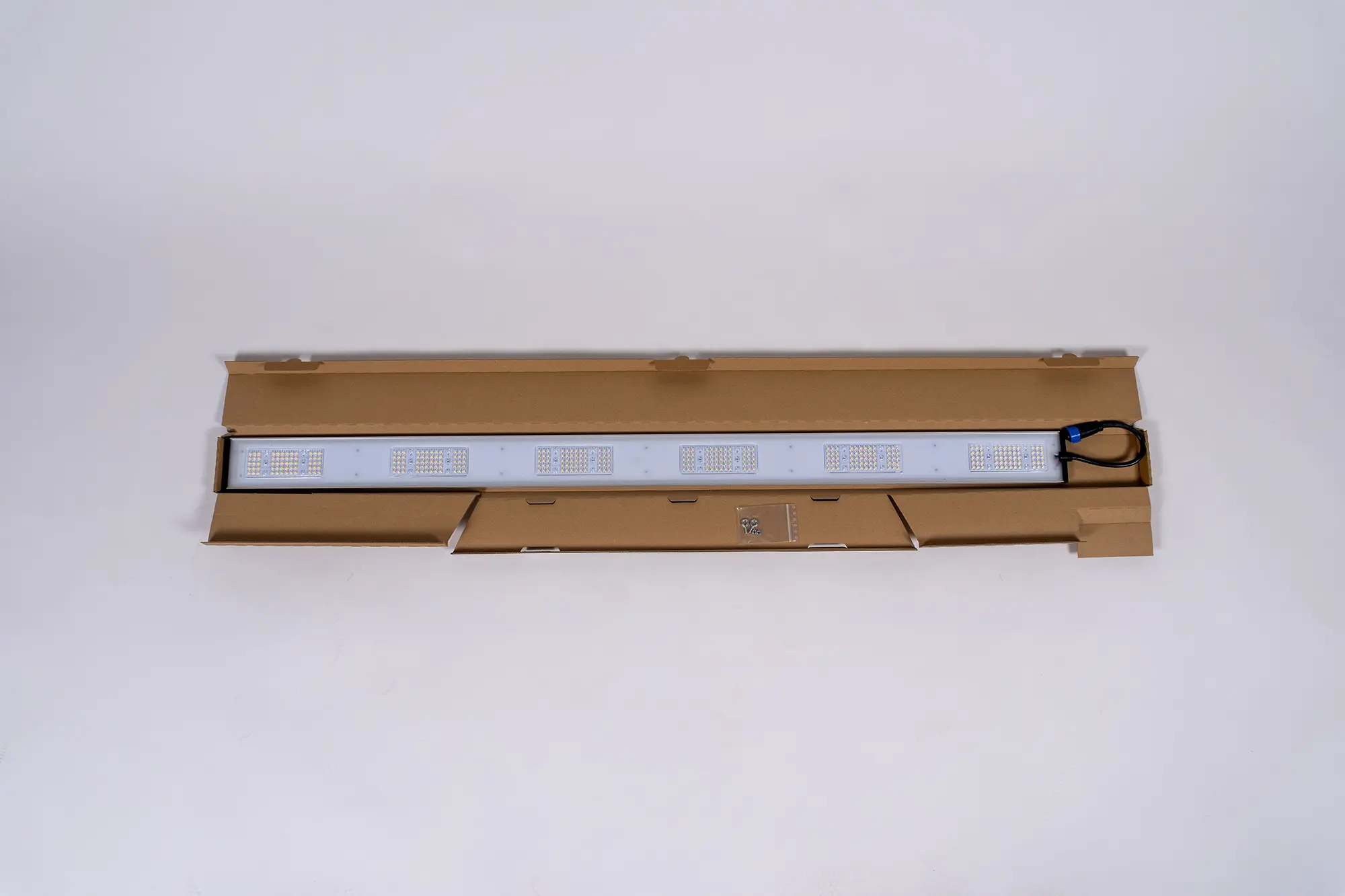 SANlight STIXX 6-150 packaging (3)