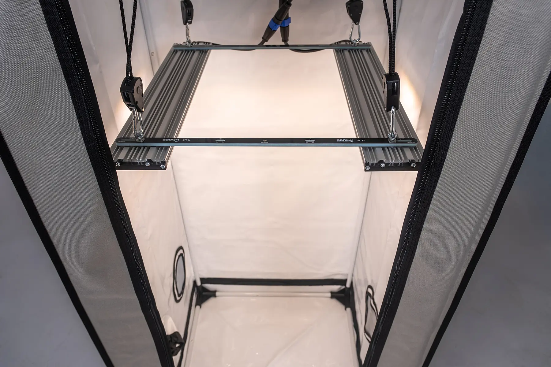 STIXX 2-60 Set Details 4