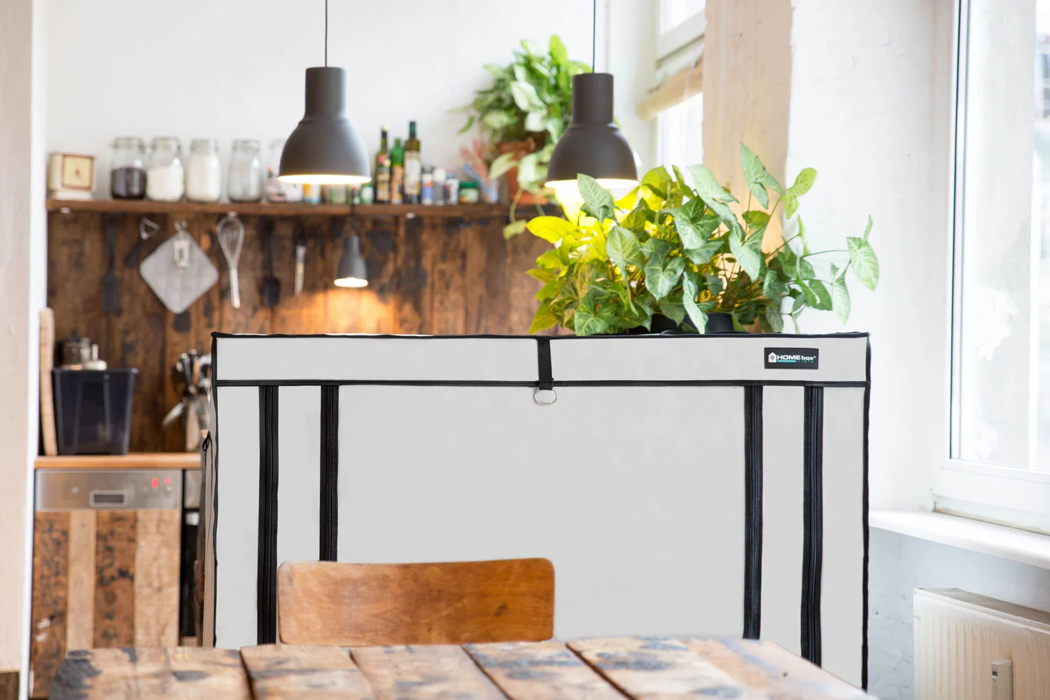 HOMEbox Vista Medium im Wohnbereich 3 HOMEbox Vista Ambient Medium PAR+ 125x65x120cm 2,4qm Details 3